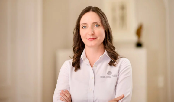 Dr. med. Nastja Matko, Plastische Chirurgie für Augenlidstraffungen Leipzig, Dr. Wachsmuth & Dr. Völpel